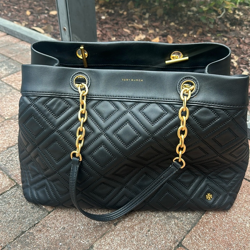 Tory Burch Quilted Leather Fleming Tote with Gold Hardware